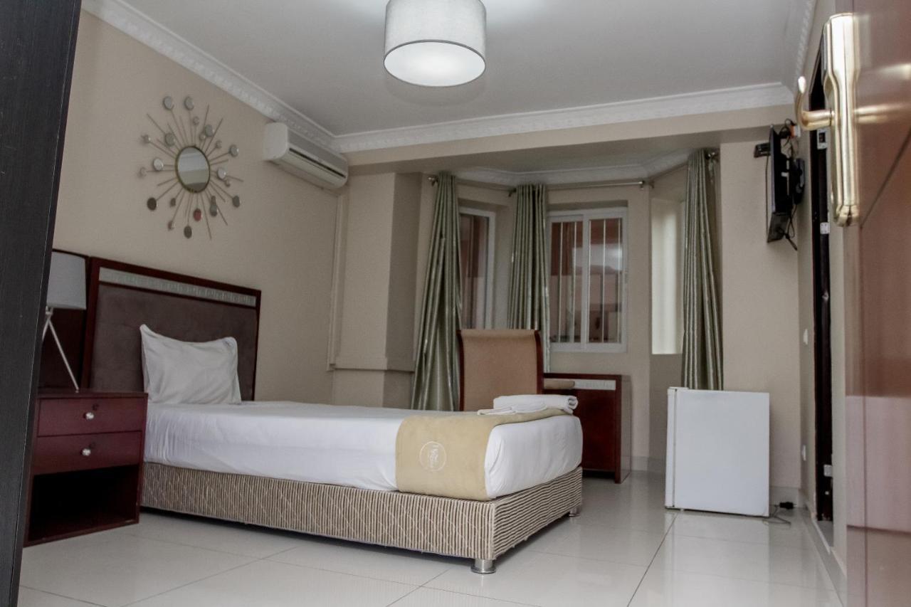 Hotel Atlantis Maputo Exterior photo